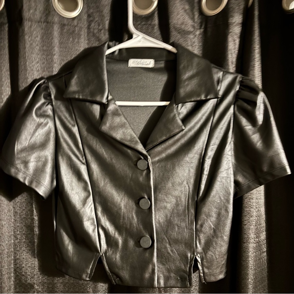 Black Faux Leather Cropped Jacket